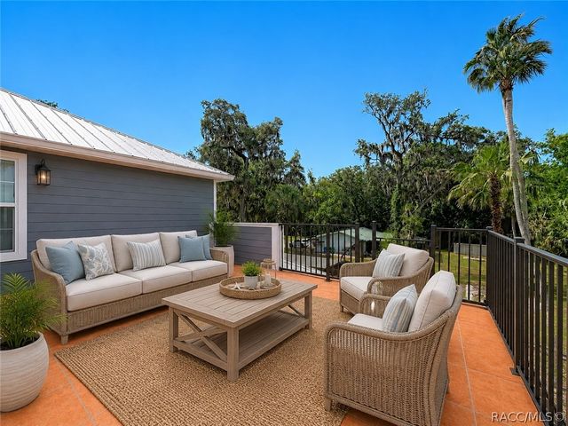 980 N Gardenview Terrace, Crystal River, FL 34429