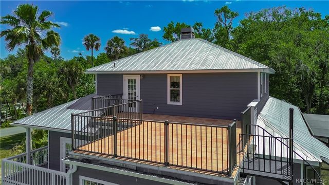 980 N Gardenview Terrace, Crystal River, FL 34429