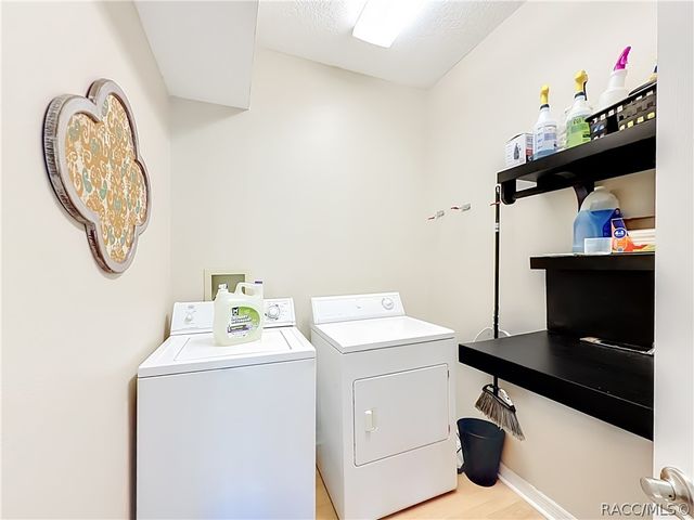 980 N Gardenview Terrace, Crystal River, FL 34429