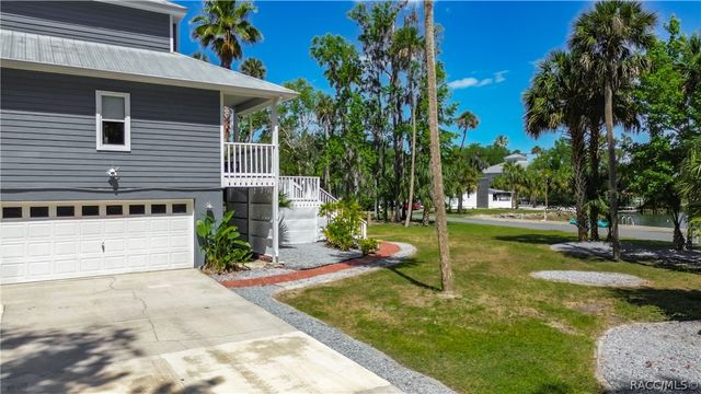 980 N Gardenview Terrace, Crystal River, FL 34429