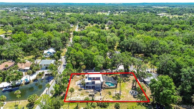 980 N Gardenview Terrace, Crystal River, FL 34429