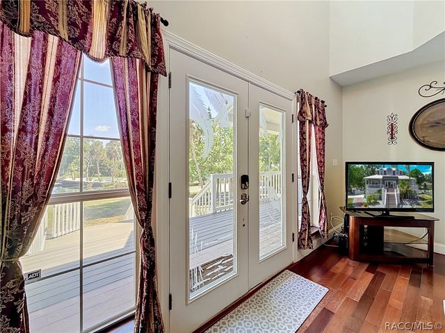 980 N Gardenview Terrace, Crystal River, FL 34429