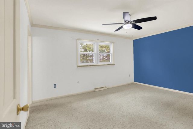 3803 BELLOWS DR, Camp Hill, PA 17011