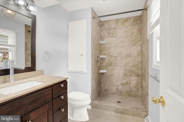 3803 BELLOWS DR, Camp Hill, PA 17011