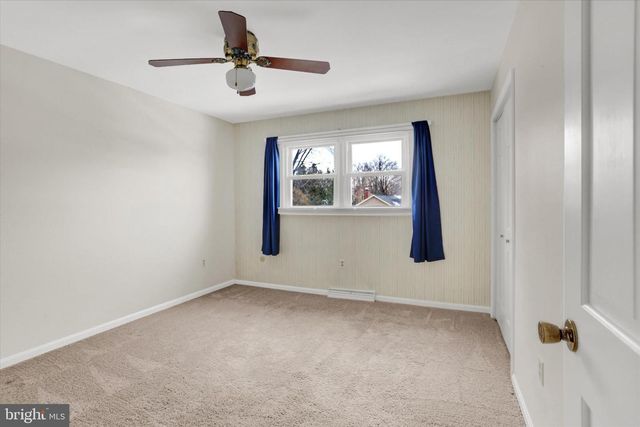 3803 BELLOWS DR, Camp Hill, PA 17011