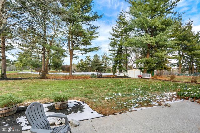 3803 BELLOWS DR, Camp Hill, PA 17011