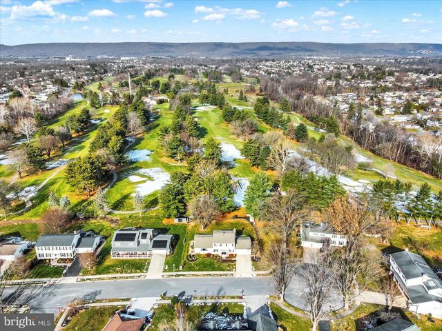 3803 BELLOWS DR, Camp Hill, PA 17011