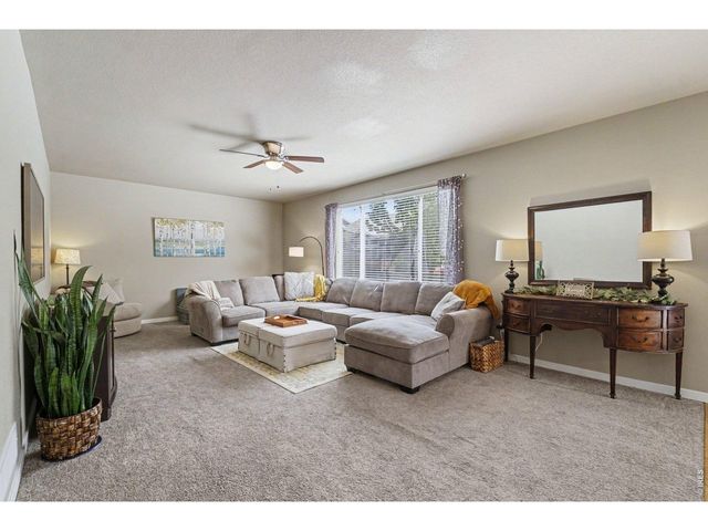 2322 73rd Ave Ct, Greeley, CO 80634