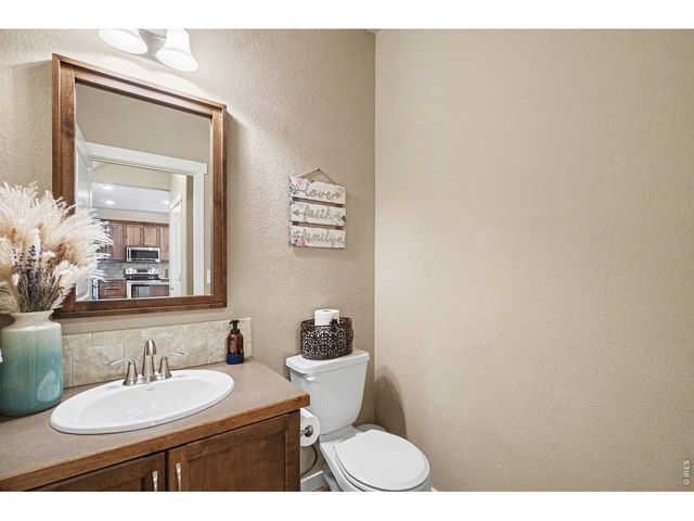 2322 73rd Ave Ct, Greeley, CO 80634
