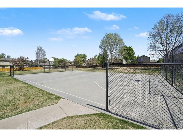 2322 73rd Ave Ct, Greeley, CO 80634