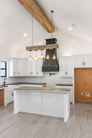 207 Southway Dr, Kerrville, TX 78028