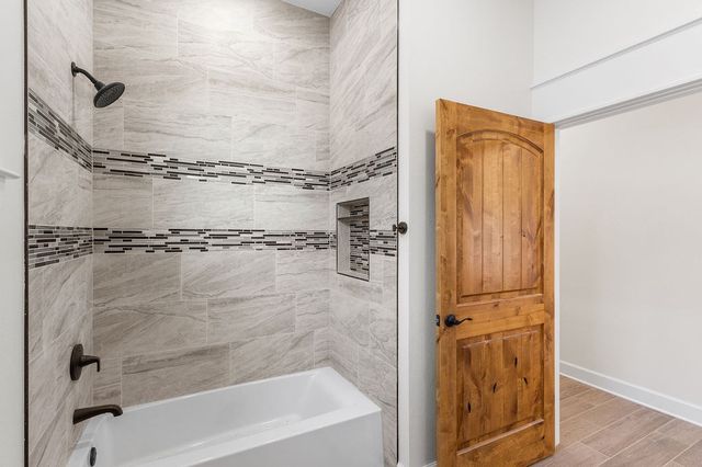 207 Southway Dr, Kerrville, TX 78028