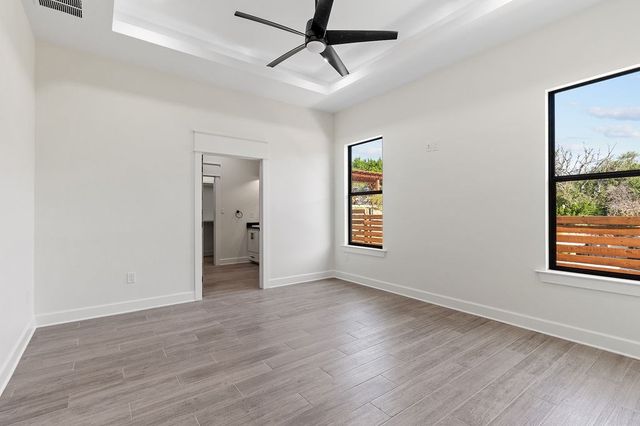 207 Southway Dr, Kerrville, TX 78028