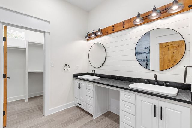 207 Southway Dr, Kerrville, TX 78028