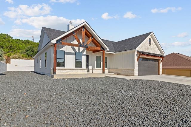 207 Southway Dr, Kerrville, TX 78028