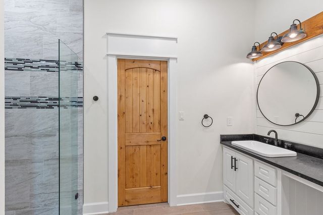 207 Southway Dr, Kerrville, TX 78028