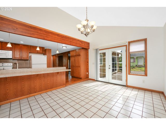 111 Ne 194TH Ave, Portland, OR 97230