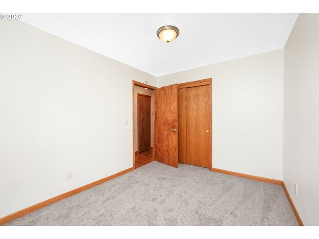 111 Ne 194TH Ave, Portland, OR 97230