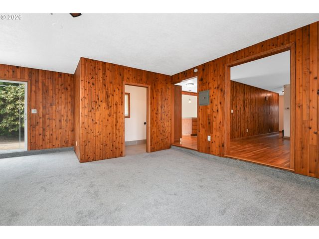 111 Ne 194TH Ave, Portland, OR 97230