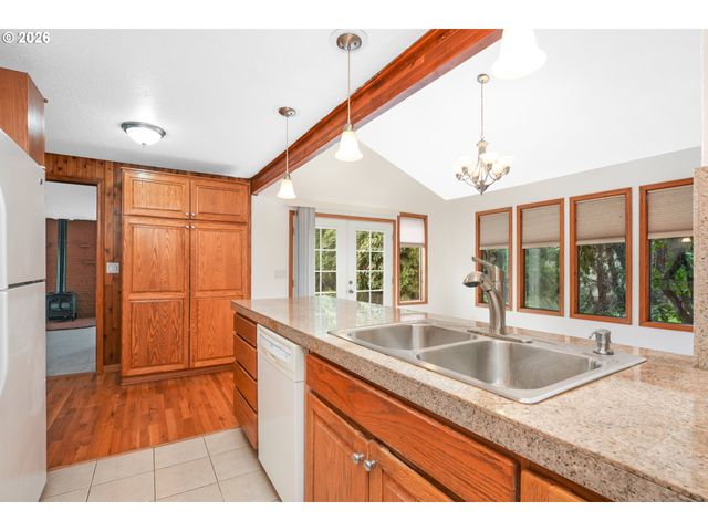 111 Ne 194TH Ave, Portland, OR 97230