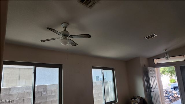 7841 Quill Gordon Avenue, Las Vegas, NV 89149