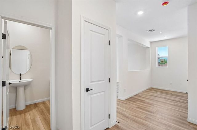 4049 Zebra Cactus Avenue, Las Vegas, NV 89139