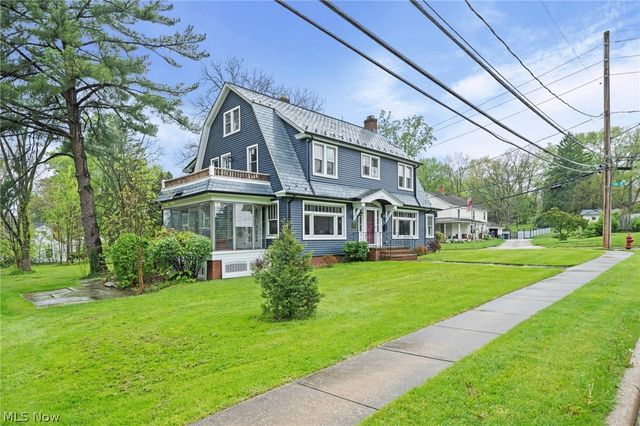 6950 Arlington Street, Brecksville, OH 44141