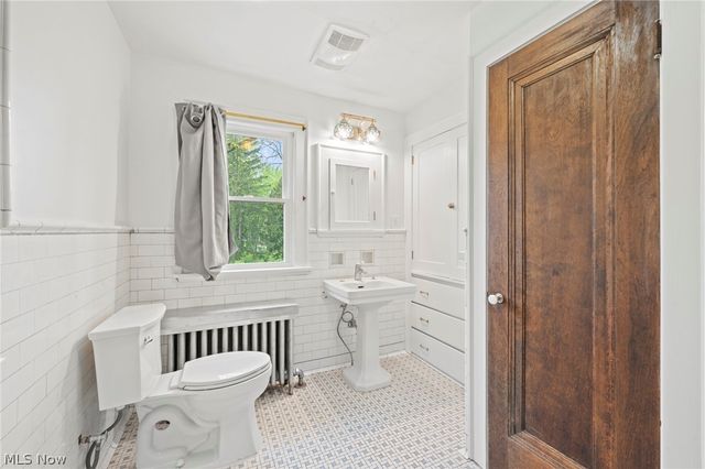 6950 Arlington Street, Brecksville, OH 44141