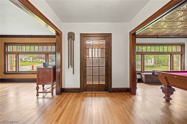 6950 Arlington Street, Brecksville, OH 44141