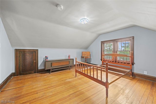 6950 Arlington Street, Brecksville, OH 44141