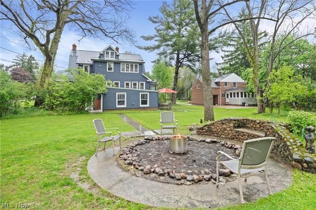 6950 Arlington Street, Brecksville, OH 44141