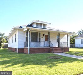 1307 HIGH ST, Burlington, NJ 08016