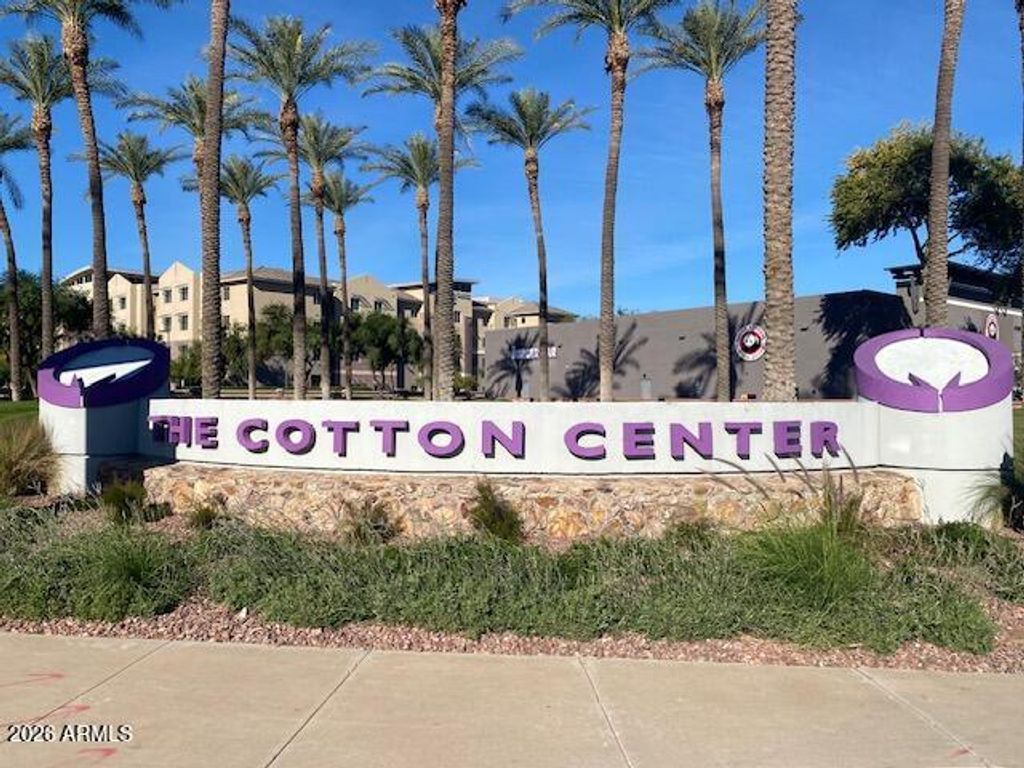 4653 E COTTON GIN Loop 120, Phoenix, AZ 85040 — exterior