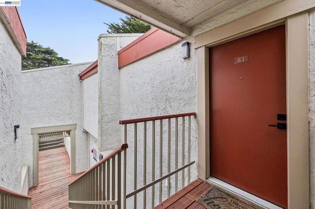 5003 Palmetto Ave 83, Pacifica, CA 94044