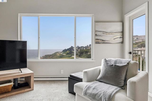 5003 Palmetto Ave 83, Pacifica, CA 94044