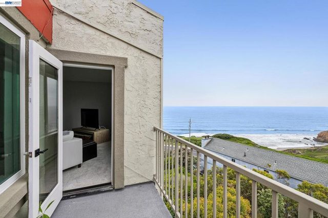 5003 Palmetto Ave 83, Pacifica, CA 94044