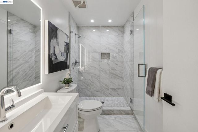 5003 Palmetto Ave 83, Pacifica, CA 94044