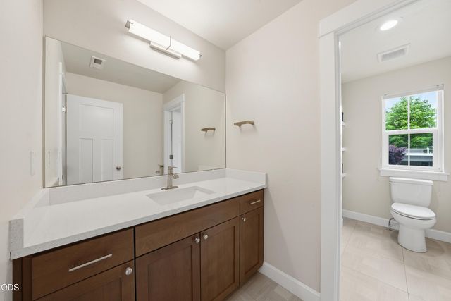 20042 SW Sunny Way, Bend, OR 97702
