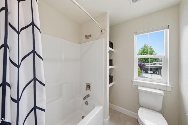 20042 SW Sunny Way, Bend, OR 97702
