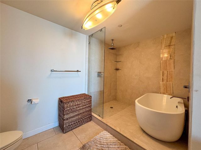 1560 GULF BOULEVARD 804, Clearwater Beach, FL 33767