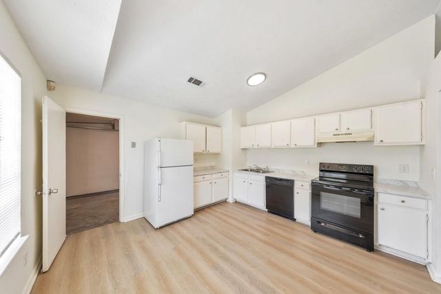 1108 Brandon Hill Way, Jonesboro, GA 30238