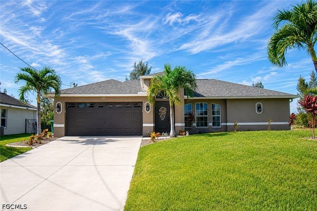 1215 SW 31st TER, Cape Coral, FL 33914