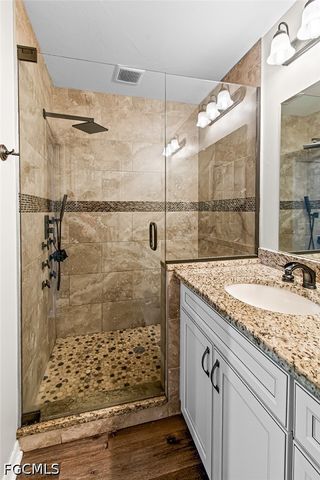 1215 SW 31st TER, Cape Coral, FL 33914