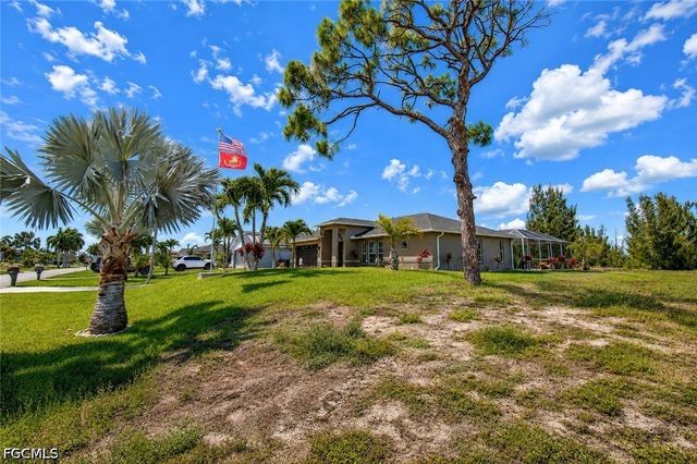 1215 SW 31st TER, Cape Coral, FL 33914