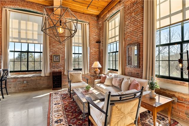 400 Mills Avenue #315, Greenville, SC 29607