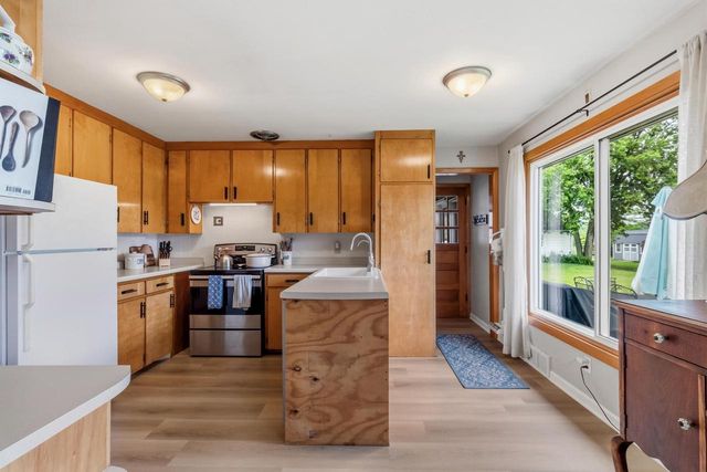 260 Holly Court, Prairie Du Sac, WI 53578