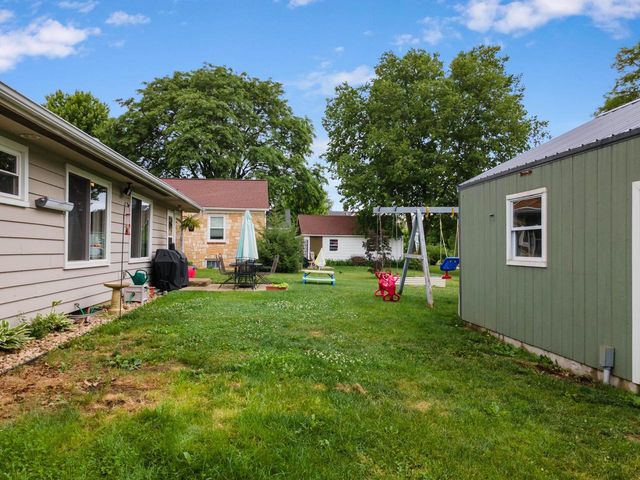 260 Holly Court, Prairie Du Sac, WI 53578