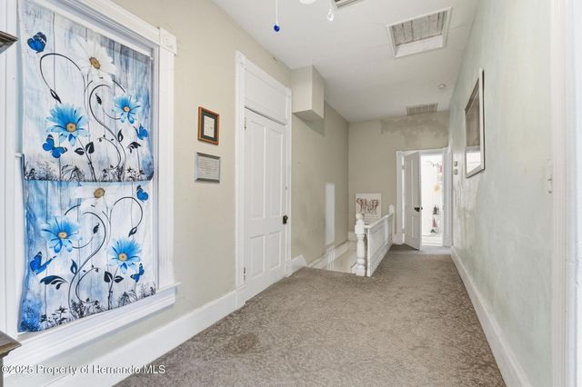 117 S Brooksville Avenue, Brooksville, FL 34601