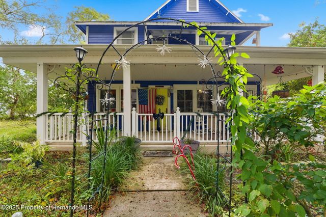 117 S Brooksville Avenue, Brooksville, FL 34601