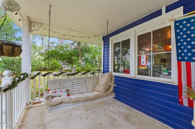 117 S Brooksville Avenue, Brooksville, FL 34601